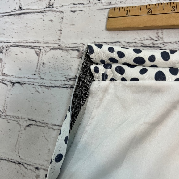 16Arlignton‎ Leather Pants "Read" - Picture 10 of 12